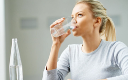Mách bạn thời điểm "vàng" để uống nước, cách nhận biết cơ thể đủ nước