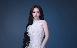 Lương Bích Hữu nhan sắc 'thời gian bỏ quên' ở tuổi U50