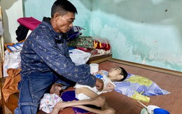 MS 1118: Gia cảnh người đàn ông chăm mẹ già, con bệnh, vợ bị tai nạn nghiêm trọng