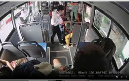 Đình chỉ nhân viên xe buýt tuyến 152 xô đẩy hành khách