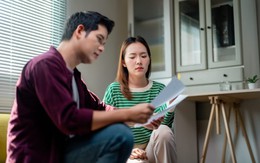 Vợ chỉ cho giữ 3 triệu đồng/tháng, tôi phải làm 2 'bảng lương' để có tiền cà phê