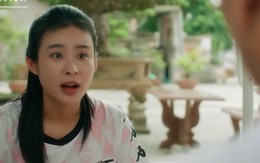 Minh (Thảo My) gia nhập đội bóng đá nữ của làng, phát hiện 'cao thủ' trong xóm trọ