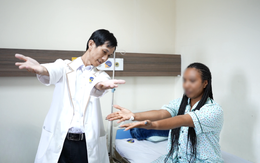 Nữ du khách Mỹ 43 tuổi đột quỵ khi đang du lịch tại Việt Nam, hồi phục ngoạn mục