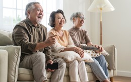 Nghỉ hưu 5 năm, tôi mới hiểu: Người già khôn ngoan sẽ không nói với con cái 3 chuyện