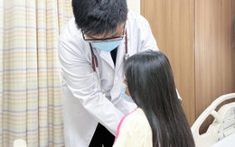 Bé gái 5 tuổi có 3 quả thận hiếm gặp