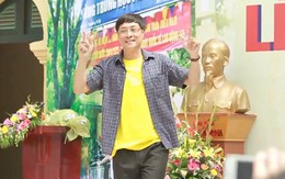 Tâm sự của hiệu trưởng nhảy hip hop cực sung trong lễ khai giảng