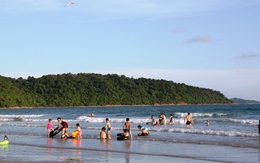 Một nữ du khách mất tích tại bãi biển Cô Tô