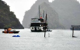 Đắm tàu du lịch trên vịnh Hạ Long