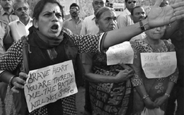 Sự thật phía sau quốc nạn hiếp dâm khiến cả thế giới căm phẫn ở Ấn Độ:
