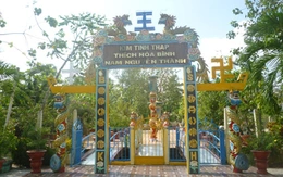 Chuyện chưa biết về lí luận tu tập dị thường của giáo chủ Đạo Dừa