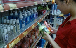 Luận bàn chuyện nhà giàu "xài" thực phẩm ngoại để "trả thù" thời khốn khó