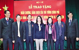 72 bác sĩ được tặng danh hiệu Thầy thuốc Nhân dân
