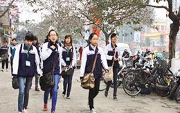 Lại điều chỉnh giờ học: Học sinh không còn bị “nhốt”?