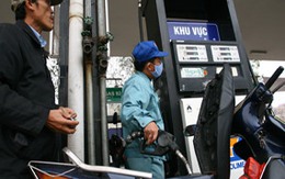 Tăng giá xăng dầu: Đồng thuận nhưng vẫn… “sốc”