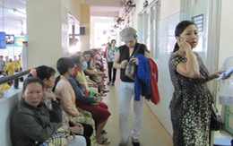 Đua nhau sinh con: Bệnh viện quá tải