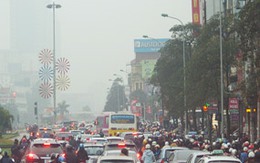 Hà Nội 10 năm lúng túng giải bài toán giao thông