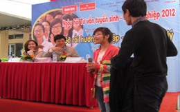 Rộn ràng ngày hội tuyển sinh lớn nhất trong năm