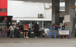 1001 kiểu sinh viên tiết kiệm thời xăng tăng
