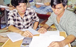 Chàng sinh viên “cõng” hàng trăm thí sinh mùa thi