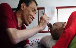 Trung Quốc ”cập nhật” cách báo hiếu