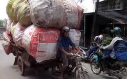 Rùng mình nghe tiếng xe “mù”!