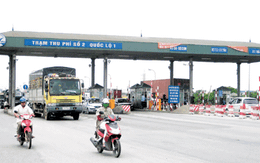 Mang tiền dân đi “xóa” hành vi phạm luật?