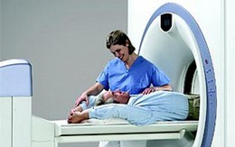 Tầm soát ung thư bằng CT-MRI, nên hay không?