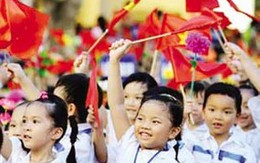 2013 người diễu hành mừng sự kiện “90 triệu con cháu Lạc Hồng”