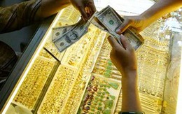 TPHCM: Tiệm vàng lắc đầu với dollar vì sợ “dính bẫy”