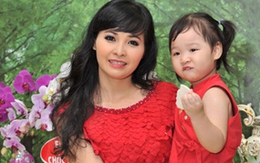 Ca sĩ Trang Nhung: Cuộc sống xa hoa và tấm lòng từ thiện