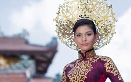 Trương Thị May dịu dàng trong bộ quốc phục ở Hoa hậu Hoàn vũ