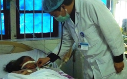 Sưởi bằng than, hai mẹ con cùng nguy kịch