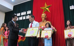 Trao Giải thưởng “Tỏa sáng Blouse trắng”
