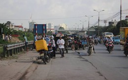 Cố vượt đường ray, một phụ nữ bị tàu hỏa cán chết