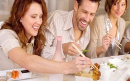 Bí quyết ăn uống tại nhà hàng dịp cuối năm