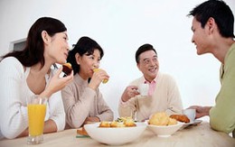Vừa ăn, vừa uống – hại nhiều hơn lợi 