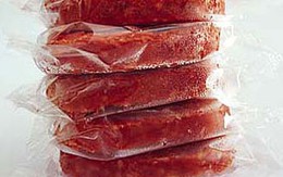 Không mua thực phẩm đông lạnh có đá