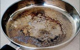 Mẹo xử lý xoong, chảo bị cháy