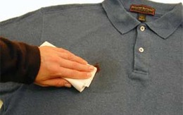 Mẹo tẩy vết mốc quần áo, đồ dùng