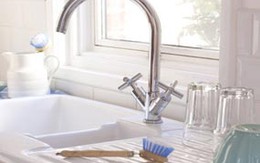 Mẹo diệt vi khuẩn trong vòi nước