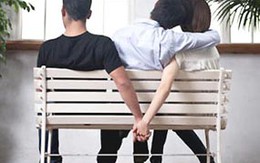 Ứng xử khôn ngoan khi bạn đời có bồ