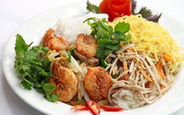 Ngon miệng với bún xào ngũ sắc