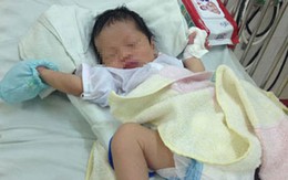 Cắn đứt ngón tay trẻ sơ sinh cho...dễ nuôi