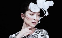 Linh Nga đẹp "xuất thần" với thời trang cánh bướm