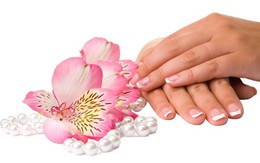 5 cách cho đôi tay không nứt nẻ