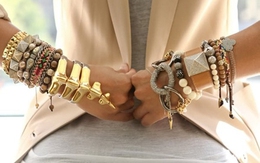 8 lỗi thời trang “chết người” ở công sở