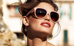 Những phụ kiện màu nude khiến việc mặc đồ thêm dễ dàng