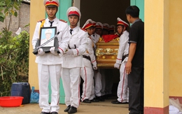 Đấu súng bắt giữ 108 bánh heroin, 1 chiến sỹ hi sinh