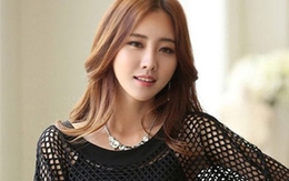 Mặc hở đến công sở theo đúng xu hướng