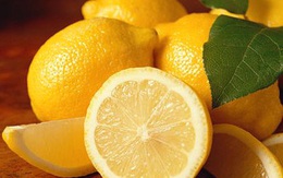 Trị gàu hiệu quả bằng nước cốt chanh